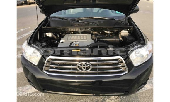 Buy Import Toyota Highlander Black Car in Import - Dubai in Dhufar Buy Import Toyota Highlander Black Car in Import - Dubai in Dhufar