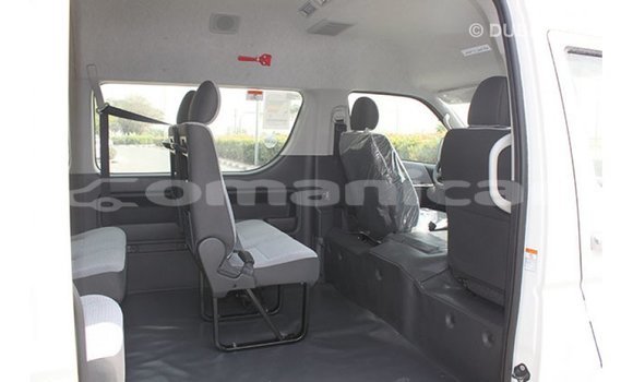 Buy Import Toyota Hiace White Car in Import - Dubai in Dhufar Buy Import Toyota Hiace White Car in Import - Dubai in Dhufar