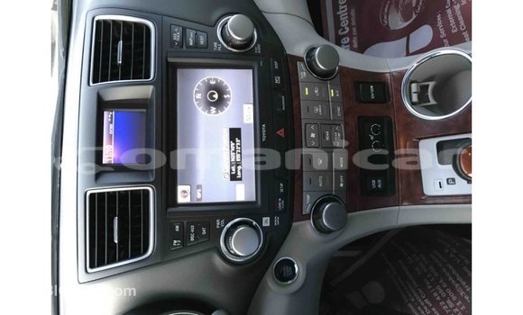 Buy Import Toyota Highlander Black Car in Import - Dubai in Dhufar Buy Import Toyota Highlander Black Car in Import - Dubai in Dhufar