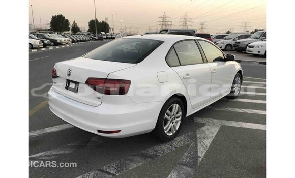 Buy Import Volkswagen Jetta White Car in Import - Dubai in Dhufar Buy Import Volkswagen Jetta White Car in Import - Dubai in Dhufar