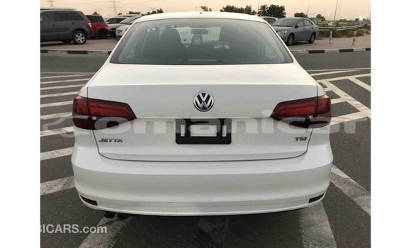 Buy Import Volkswagen Jetta White Car in Import - Dubai in Dhufar Buy Import Volkswagen Jetta White Car in Import - Dubai in Dhufar