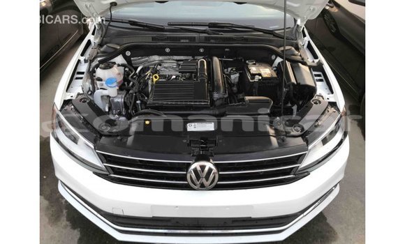 Buy Import Volkswagen Jetta White Car in Import - Dubai in Dhufar Buy Import Volkswagen Jetta White Car in Import - Dubai in Dhufar