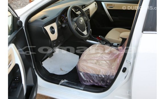 Buy Import Toyota Corolla White Car in Import - Dubai in Dhufar Buy Import Toyota Corolla White Car in Import - Dubai in Dhufar