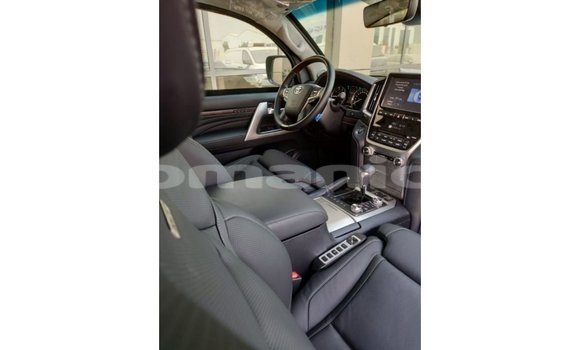 Buy Import Toyota Land Cruiser Black Car in Import - Dubai in Dhufar Buy Import Toyota Land Cruiser Black Car in Import - Dubai in Dhufar