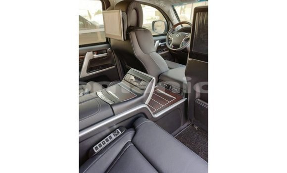 Buy Import Toyota Land Cruiser Black Car in Import - Dubai in Dhufar Buy Import Toyota Land Cruiser Black Car in Import - Dubai in Dhufar