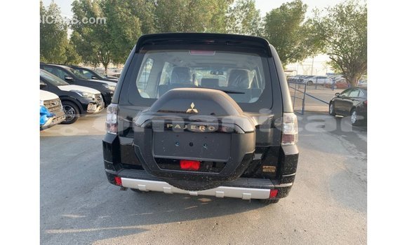 Buy Import Mitsubishi Pajero Black Car in Import - Dubai in Dhufar Buy Import Mitsubishi Pajero Black Car in Import - Dubai in Dhufar
