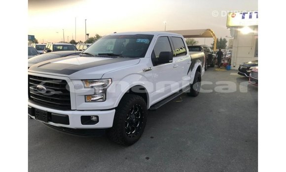 Buy Import Ford V8 White Car in Import - Dubai in Dhufar Buy Import Ford V8 White Car in Import - Dubai in Dhufar
