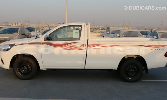 Buy Import Toyota Hilux White Car in Import - Dubai in Dhufar Buy Import Toyota Hilux White Car in Import - Dubai in Dhufar