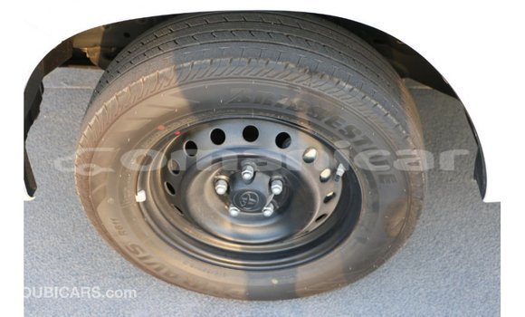 Buy Import Toyota Hilux White Car in Import - Dubai in Dhufar Buy Import Toyota Hilux White Car in Import - Dubai in Dhufar