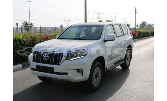 Buy Import Toyota Prado White Car in Import - Dubai in Dhufar Buy Import Toyota Prado White Car in Import - Dubai in Dhufar