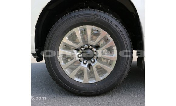 Buy Import Toyota Prado White Car in Import - Dubai in Dhufar Buy Import Toyota Prado White Car in Import - Dubai in Dhufar