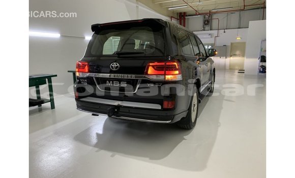 Buy Import Toyota Land Cruiser Black Car in Import - Dubai in Dhufar Buy Import Toyota Land Cruiser Black Car in Import - Dubai in Dhufar