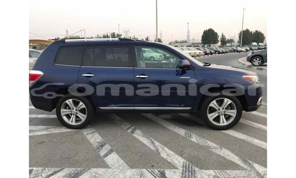 Buy Import Toyota Highlander Blue Car in Import - Dubai in Dhufar Buy Import Toyota Highlander Blue Car in Import - Dubai in Dhufar