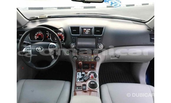 Buy Import Toyota Highlander Blue Car in Import - Dubai in Dhufar Buy Import Toyota Highlander Blue Car in Import - Dubai in Dhufar