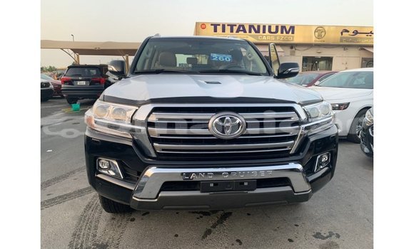 Buy Import Toyota Land Cruiser Black Car in Import - Dubai in Dhufar Buy Import Toyota Land Cruiser Black Car in Import - Dubai in Dhufar