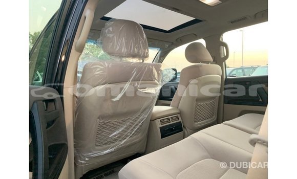 Buy Import Toyota Land Cruiser Black Car in Import - Dubai in Dhufar Buy Import Toyota Land Cruiser Black Car in Import - Dubai in Dhufar