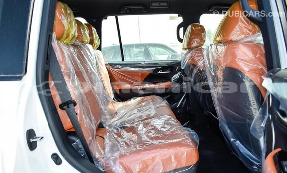 Buy Import Lexus LX White Car in Import - Dubai in Dhufar Buy Import Lexus LX White Car in Import - Dubai in Dhufar