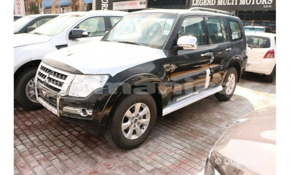 Buy Import Mitsubishi Pajero Black Car in Import - Dubai in Dhufar Buy Import Mitsubishi Pajero Black Car in Import - Dubai in Dhufar