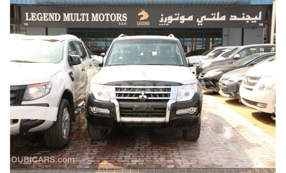 Buy Import Mitsubishi Pajero Black Car in Import - Dubai in Dhufar Buy Import Mitsubishi Pajero Black Car in Import - Dubai in Dhufar