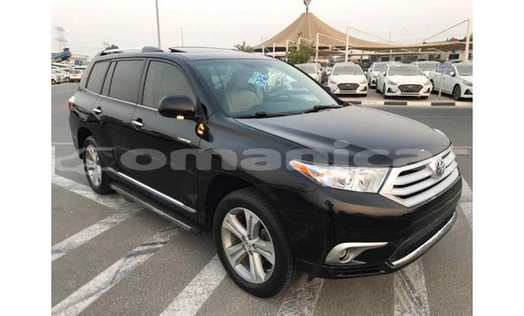 Buy Import Toyota Highlander Black Car in Import - Dubai in Dhufar Buy Import Toyota Highlander Black Car in Import - Dubai in Dhufar