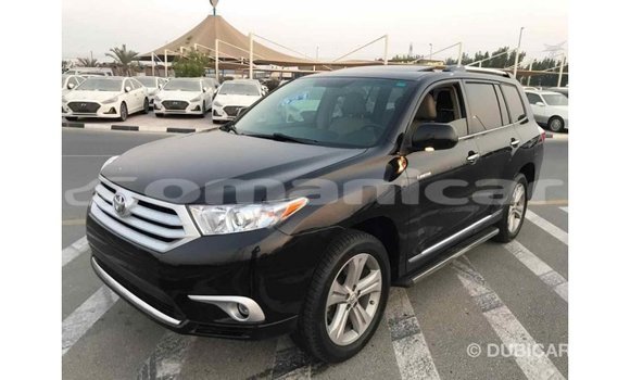 Buy Import Toyota Highlander Black Car in Import - Dubai in Dhufar Buy Import Toyota Highlander Black Car in Import - Dubai in Dhufar