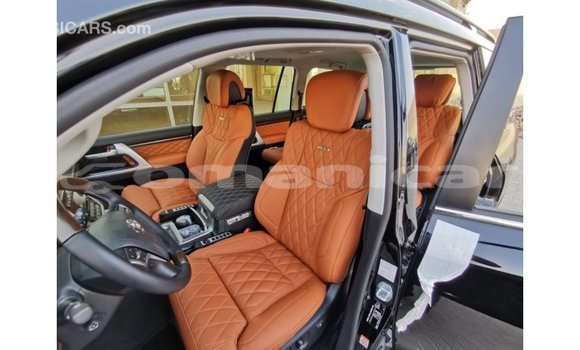 Buy Import Toyota Land Cruiser Black Car in Import - Dubai in Dhufar Buy Import Toyota Land Cruiser Black Car in Import - Dubai in Dhufar