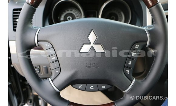 Buy Import Mitsubishi Pajero Black Car in Import - Dubai in Dhufar Buy Import Mitsubishi Pajero Black Car in Import - Dubai in Dhufar