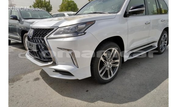 Buy Import Lexus LX White Car in Import - Dubai in Dhufar Buy Import Lexus LX White Car in Import - Dubai in Dhufar