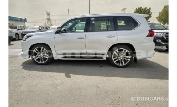 Buy Import Lexus LX White Car in Import - Dubai in Dhufar Buy Import Lexus LX White Car in Import - Dubai in Dhufar