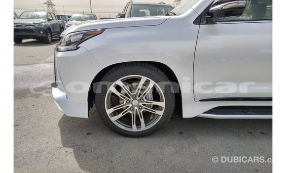 Buy Import Lexus LX White Car in Import - Dubai in Dhufar Buy Import Lexus LX White Car in Import - Dubai in Dhufar