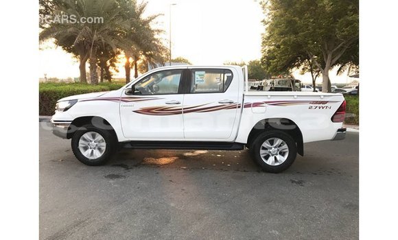 Buy Import Toyota Hilux White Car in Import - Dubai in Dhufar Buy Import Toyota Hilux White Car in Import - Dubai in Dhufar