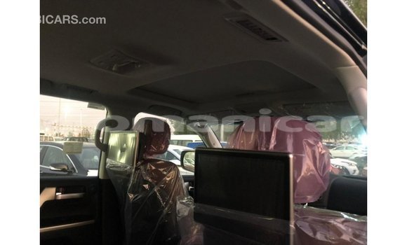 Buy Import Toyota Land Cruiser Black Car in Import - Dubai in Dhufar Buy Import Toyota Land Cruiser Black Car in Import - Dubai in Dhufar