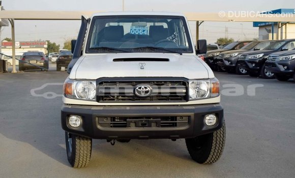 Buy Import Toyota Land Cruiser Beige Car in Import - Dubai in Dhufar Buy Import Toyota Land Cruiser Beige Car in Import - Dubai in Dhufar