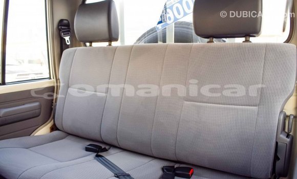 Buy Import Toyota Land Cruiser Beige Car in Import - Dubai in Dhufar Buy Import Toyota Land Cruiser Beige Car in Import - Dubai in Dhufar