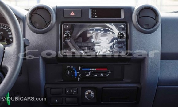 Buy Import Toyota Land Cruiser Beige Car in Import - Dubai in Dhufar Buy Import Toyota Land Cruiser Beige Car in Import - Dubai in Dhufar