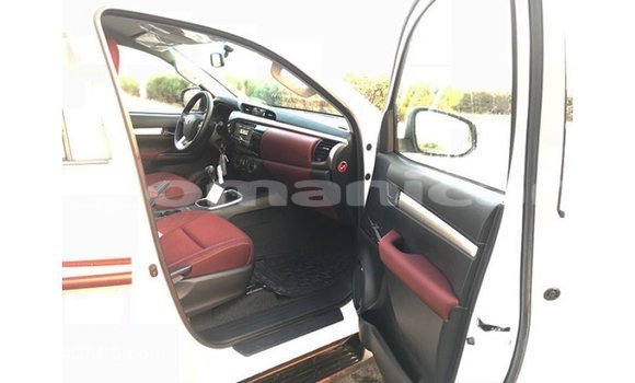 Buy Import Toyota Hilux White Car in Import - Dubai in Dhufar Buy Import Toyota Hilux White Car in Import - Dubai in Dhufar