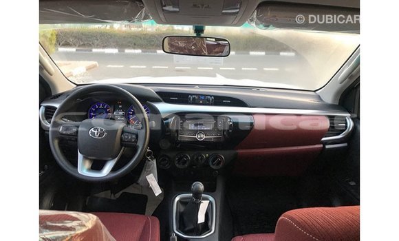 Buy Import Toyota Hilux White Car in Import - Dubai in Dhufar Buy Import Toyota Hilux White Car in Import - Dubai in Dhufar