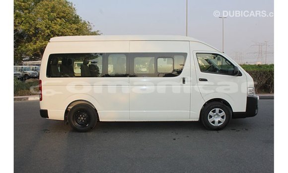 Buy Import Toyota Hiace White Car in Import - Dubai in Dhufar Buy Import Toyota Hiace White Car in Import - Dubai in Dhufar