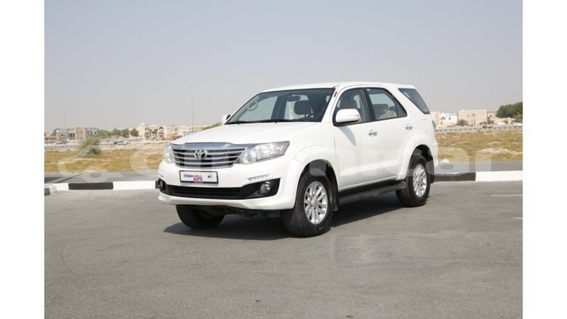 Big with watermark toyota fortuner dhufar import dubai 1756