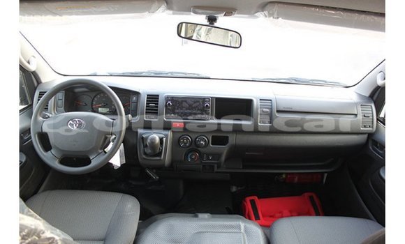 Buy Import Toyota Hiace White Car in Import - Dubai in Dhufar Buy Import Toyota Hiace White Car in Import - Dubai in Dhufar