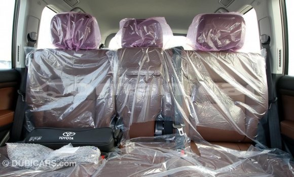 Buy Import Toyota Land Cruiser Black Car in Import - Dubai in Dhufar Buy Import Toyota Land Cruiser Black Car in Import - Dubai in Dhufar