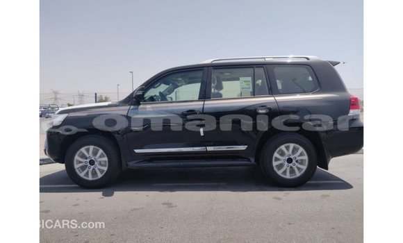 Buy Import Toyota Land Cruiser Black Car in Import - Dubai in Dhufar Buy Import Toyota Land Cruiser Black Car in Import - Dubai in Dhufar