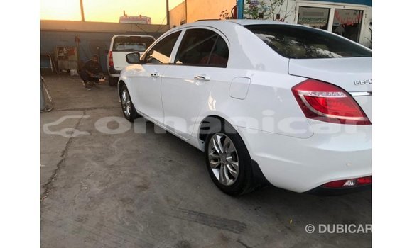 Buy Import Geely Emgrand 7 White Car in Import - Dubai in Dhufar Buy Import Geely Emgrand 7 White Car in Import - Dubai in Dhufar