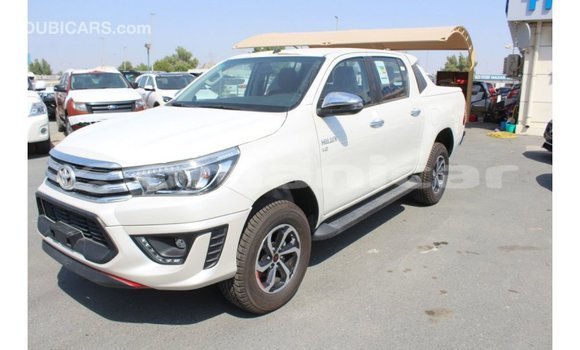 Buy Import Toyota Hilux White Car in Import - Dubai in Dhufar Buy Import Toyota Hilux White Car in Import - Dubai in Dhufar