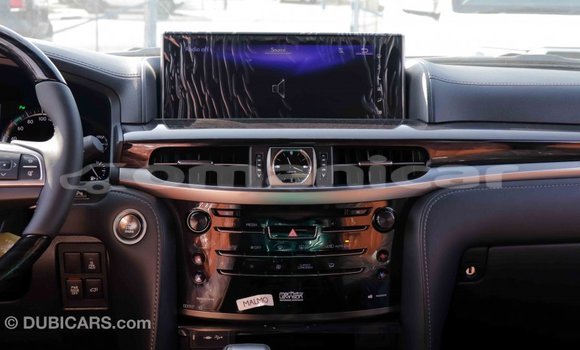 Buy Import Lexus LX White Car in Import - Dubai in Dhufar Buy Import Lexus LX White Car in Import - Dubai in Dhufar