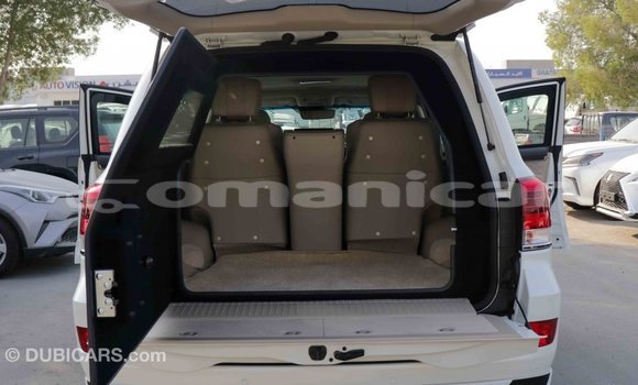 Buy Import Toyota Land Cruiser White Car in Import - Dubai in Dhufar Buy Import Toyota Land Cruiser White Car in Import - Dubai in Dhufar