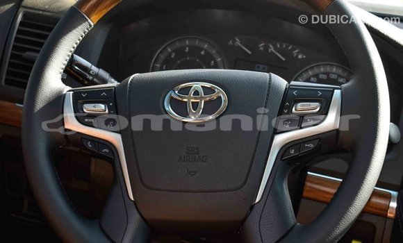 Buy Import Toyota Land Cruiser White Car in Import - Dubai in Dhufar Buy Import Toyota Land Cruiser White Car in Import - Dubai in Dhufar