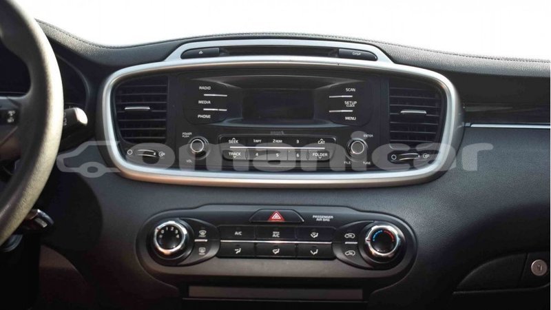 Big with watermark kia sorento dhufar import dubai 1790