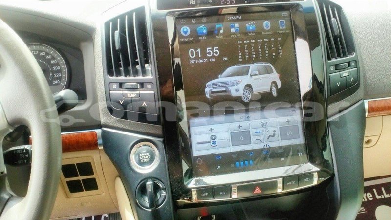 Big with watermark toyota land cruiser dhufar import dubai 1799