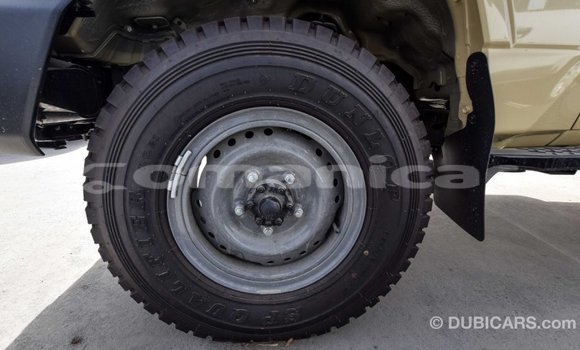 Buy Import Toyota Land Cruiser Beige Car in Import - Dubai in Dhufar Buy Import Toyota Land Cruiser Beige Car in Import - Dubai in Dhufar